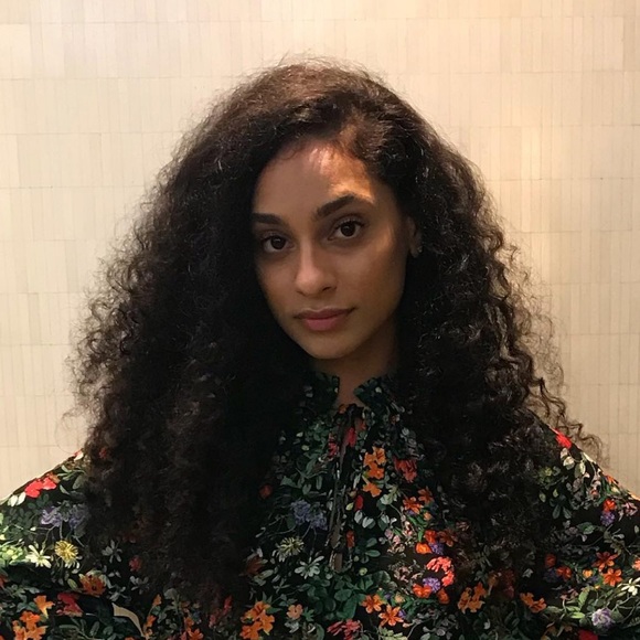 HI, I’M ZURI ELIZABETH ❤️ - Picture 3 of 3